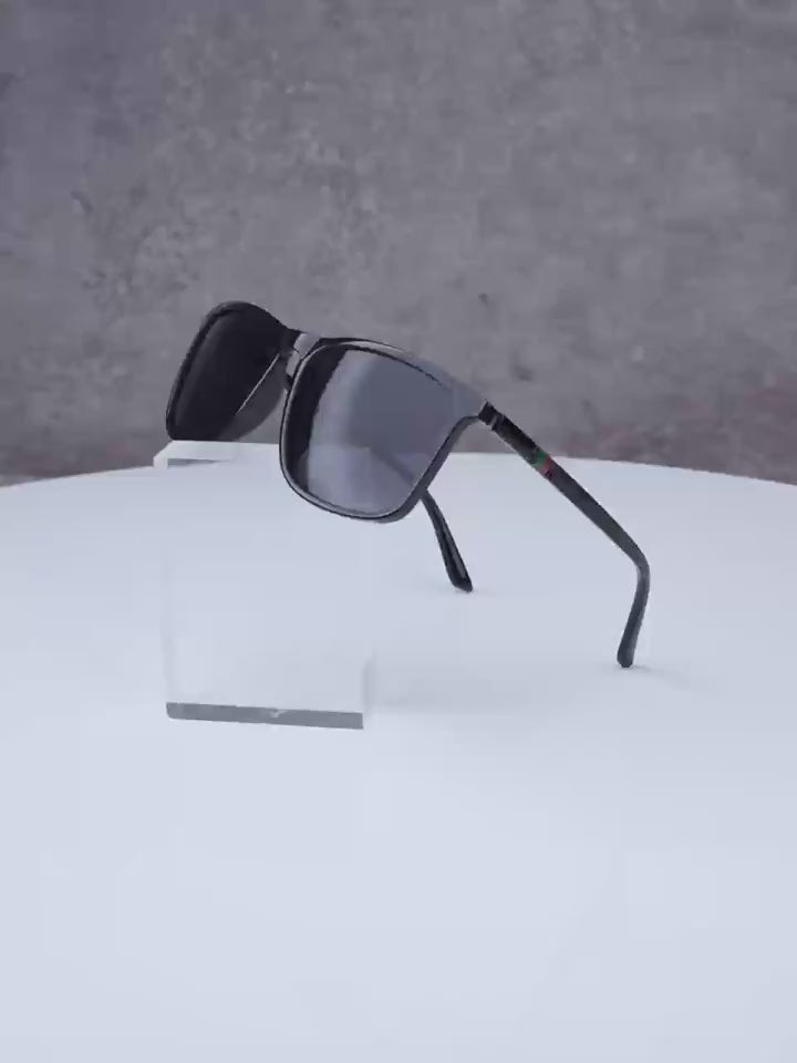 Vintage Checkered Sunglasses – Blue